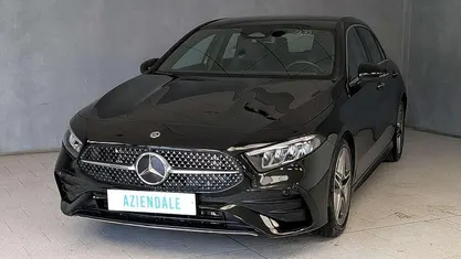 Usata Mercedes A180 AMG line 136 CV (100 kW) 2025 Nero Berlina