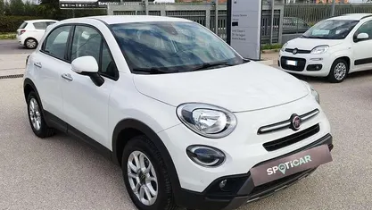Bianco Usata 2020 Fiat 500X Cross SUV | 15.900 € (Cara)