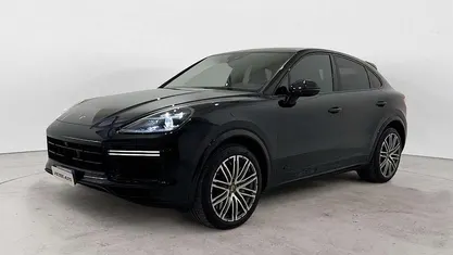 Usata 2019 Porsche Cayenne Turbo SUV | 85.500 €