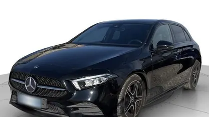 Usata Mercedes A180 Premium 116 CV (85 kW) 2019 Nero