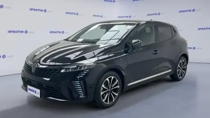 Usata Renault Clio Techno 90 CV (66 kW) 2025 Nero Utilitaria