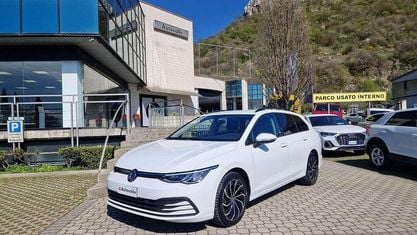 Gebraucht VW Golf VIII Life 116 PS (85 kW) 2022 Weiß Kombi