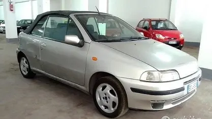 Usata Fiat Punto Cabriolet 85 CV (62 kW) 1999 Grigio Cabrio