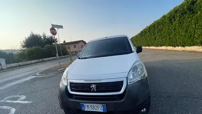 Usata Peugeot Partner 99 CV (72 kW) 2017 Bianco Monovolume
