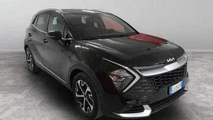 Nero Usata 2022 Kia Sportage Style SUV | 23.900 € (Buon prezzo)