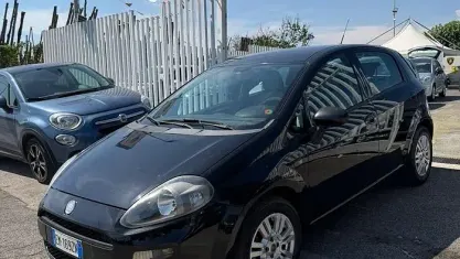 Usata Fiat Punto Active 60 CV (44 kW) 2011 Nero Utilitaria
