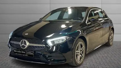 Usata Mercedes A250 Premium 218 CV (160 kW) 2022 Vernice nero cosmo Berlina
