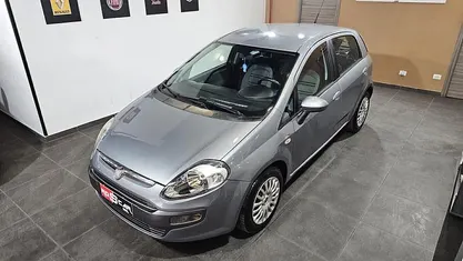 Usata Fiat Punto Evo Dynamic 95 CV (69 kW) 2011 Gray Utilitaria