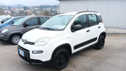 Usata Fiat Panda 4x4 86 CV (63 kW) 2020 Bianco Utilitaria