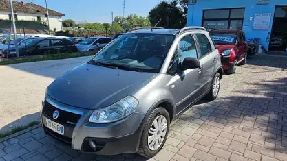 Usata Fiat Sedici Dynamic 120 CV (88 kW) 2007 Grigio SUV