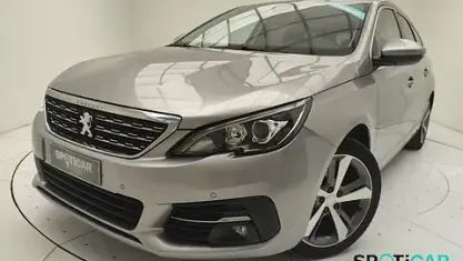 Begagnad Peugeot 308 Allure 131 HK (96 kW) 2018 Grå Kombi