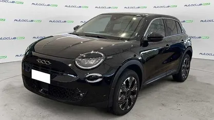 Usata Fiat 600 La Prima 101 CV (74 kW) 2025 Nero SUV