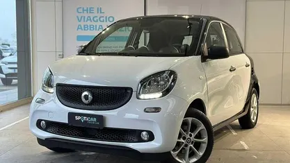 Usata Smart ForFour 71 CV (52 kW) 2019 Utilitaria