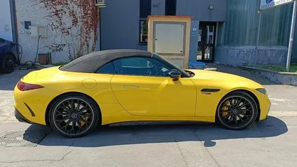 Usata Mercedes SL63 AMG Premium Plus 585 CV (430 kW) 2023 Cabrio