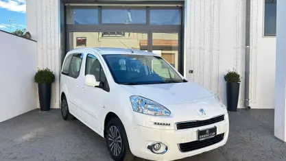 Usata Peugeot Partner 115 CV (84 kW) 2015 Bianco Monovolume