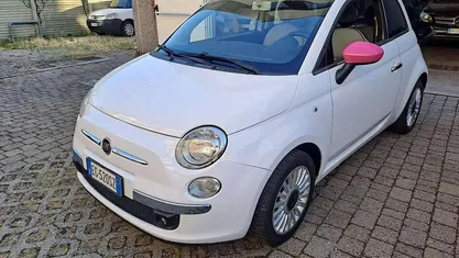 Usata Fiat 500 Lounge 69 CV (50 kW) 2011 Bianco Utilitaria