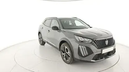 Usata Peugeot 2008 Allure 101 CV (74 kW) 2025 Grigio SUV