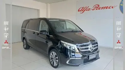 Usata Mercedes V220 Premium 163 CV (119 kW) 2022 Nero Monovolume