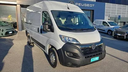 Usata Opel Movano S 140 CV (102 kW) 2024 Furgone