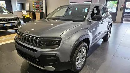 Usata 2024 Jeep Avenger Altitude SUV | 22.700 € (Buon prezzo)