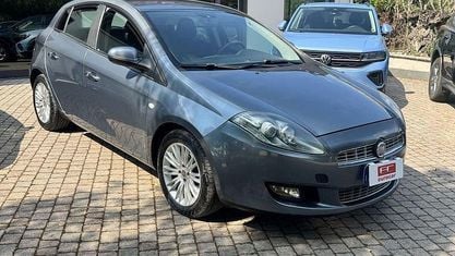 Usata Fiat Bravo Emotion 120 CV (88 kW) 2011 Grigio Utilitaria