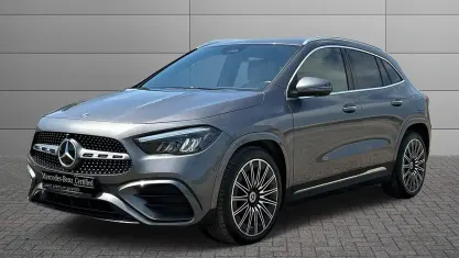 Usata Mercedes GLA200 Advanced Plus 150 CV (110 kW) 2024 Argento hightech SUV