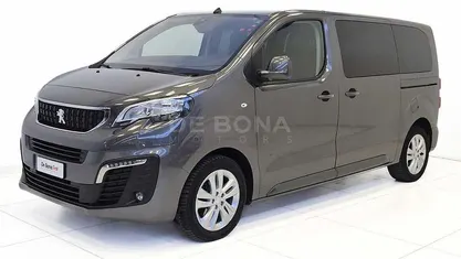 Usata Peugeot Traveller Allure 150 CV (110 kW) 2020 Grigio Monovolume