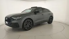 Grigio daytona perlato Usata 2022 Audi Q8 Sport SUV | 53.900 € (Buon prezzo)