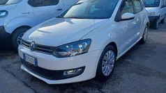 Bianco Usata 2010 VW Polo Trendline Tre volumi | 4900 € (Buon prezzo)