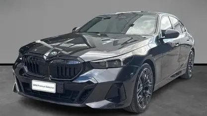 Usata BMW 520 M Sport 197 CV (144 kW) 2025 Grigio Utilitaria