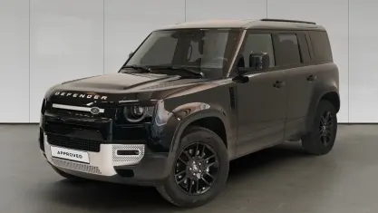 Usado Land Rover Defender S 200 HP (147 kW) 2025 Preto SUV