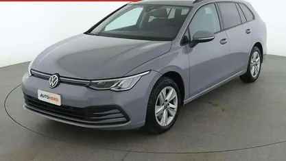 Usata VW Golf VIII Life 116 CV (85 kW) 2022 Grigio Station wagon