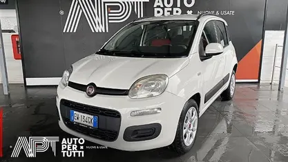 Bianco Usata 2014 Fiat Panda Easy Tre volumi | 7800 € (Molto cara)