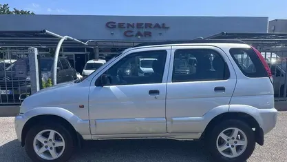Argento(met.) Usata 2002 Daihatsu Terios SUV | 3000 €