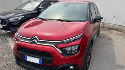 Usata 2024 Citroën C3 PureTech Tre volumi | 12.450 € (Ottimo prezzo)