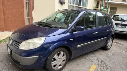 Usata Renault Scénic II Authentique 116 CV (85 kW) 2005 Monovolume