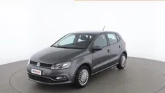 Grigio Usata 2016 VW Polo Comfortline Tre volumi | 9399 € (Buon prezzo)