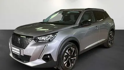 Usata Peugeot 2008 Allure 131 CV (96 kW) 2022 Grigio SUV