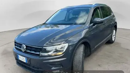 Usata VW Tiguan Business 131 CV (96 kW) 2020 Grigio urano SUV