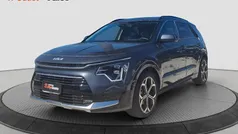 Grigio antracite Usata 2022 Kia Niro SUV | 23.500 € (Buon prezzo)