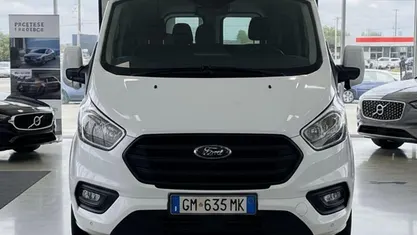 Begagnad Ford Transit Custom Trend 129 HK (94 kW) 2023 Vit Van