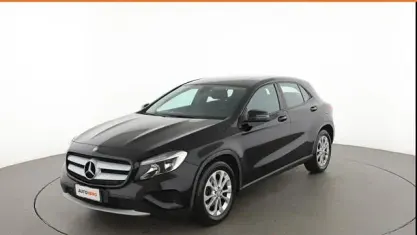 Usata Mercedes GLA180 Executive 122 CV (89 kW) 2016 Nero SUV