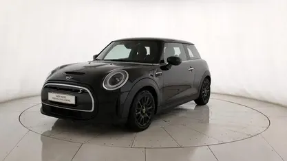 Usata Mini Cooper SE 75 kW (102 CV) 2021 Nero Utilitaria