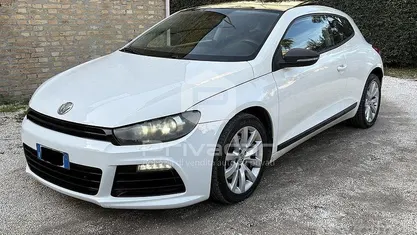 Usata VW Scirocco 160 CV (117 kW) 2010 Bianco Coupé
