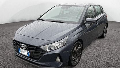 Usado Hyundai i20 84 HP (61 kW) 2022 Cinzento Citadino