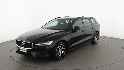 Usata Volvo V60 Momentum 190 CV (139 kW) 2019 Station wagon