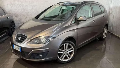 Usata Seat Altea XL 105 CV (77 kW) 2015 Grigio Monovolume