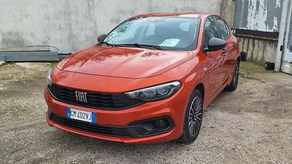 Usata Fiat Tipo 101 CV (74 kW) 2023 Blu Berlina