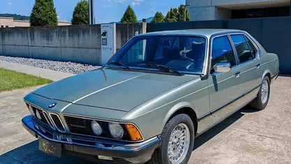 Begagnad BMW 745 252 HK (185 kW) 1982 Grön Sedan