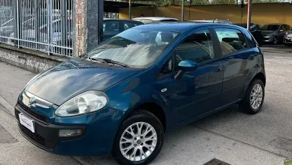 Usata Fiat Punto Evo 70 CV (51 kW) 2012 Blu Utilitaria